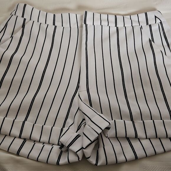 Striped Black and White Women's Shorts - Picture 15 of 16